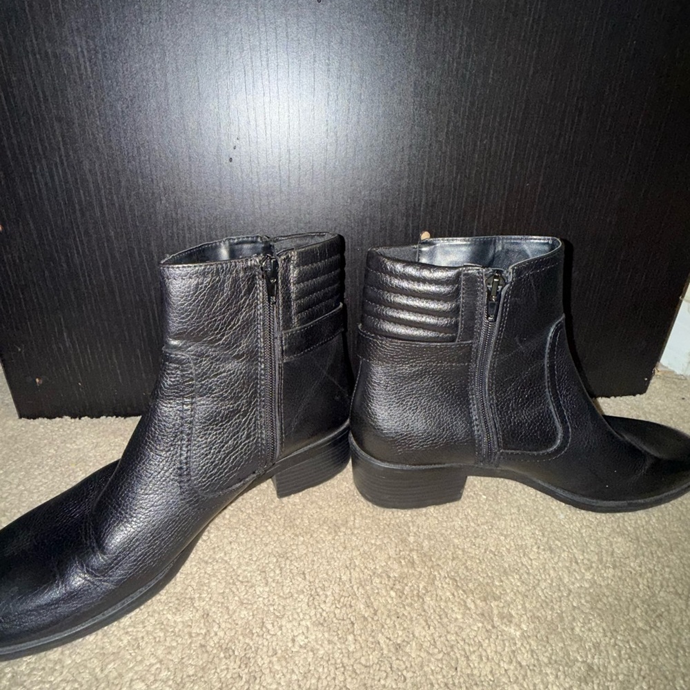 Anne Klein Sport Black Leather Ankle Boots SZ8.5 - Picture 6 of 11